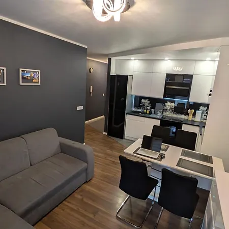 Warsaw Bemowo Prestige Apartment - Fast Wifi דירה